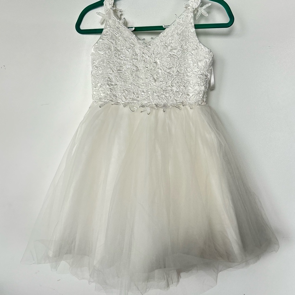 Mamia Ivory Flower girl dress